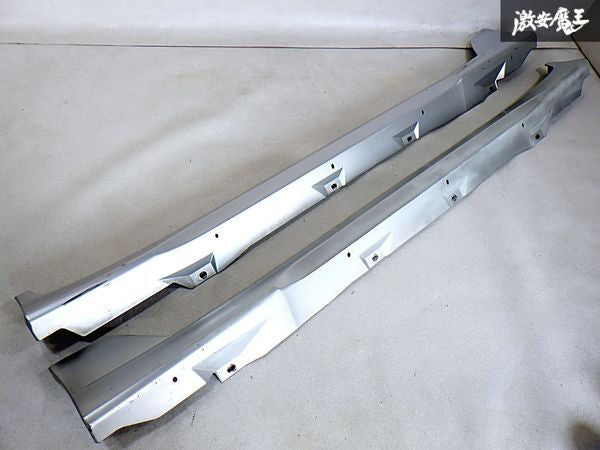 Genuine Altezza Elegant Sports Side Skirts